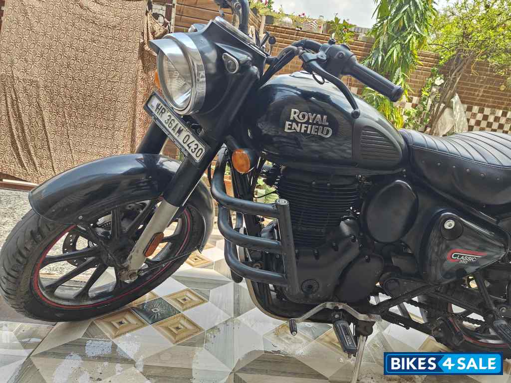 Stealth Black Royal Enfield Classic Stealth Black Stealth Black Royal Enfield Classic Stealth Black