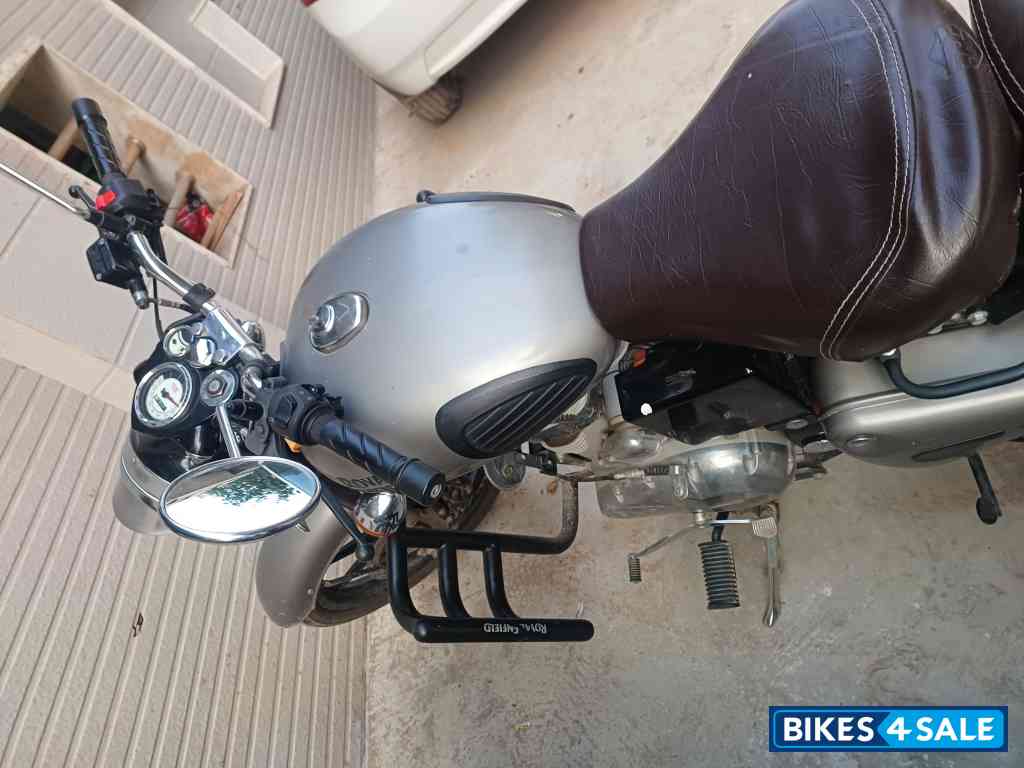 Gun Metal Grey Royal Enfield Classic 350 BS VI Gun Metal Grey Royal Enfield Classic 350 BS VI