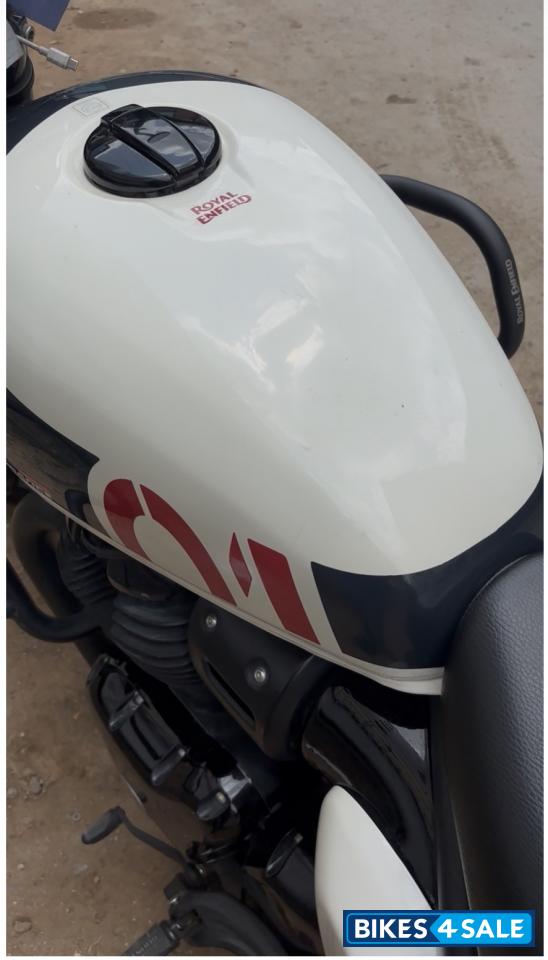 Stencil White Royal Enfield Shotgun 650 Stencil White Royal Enfield Shotgun 650