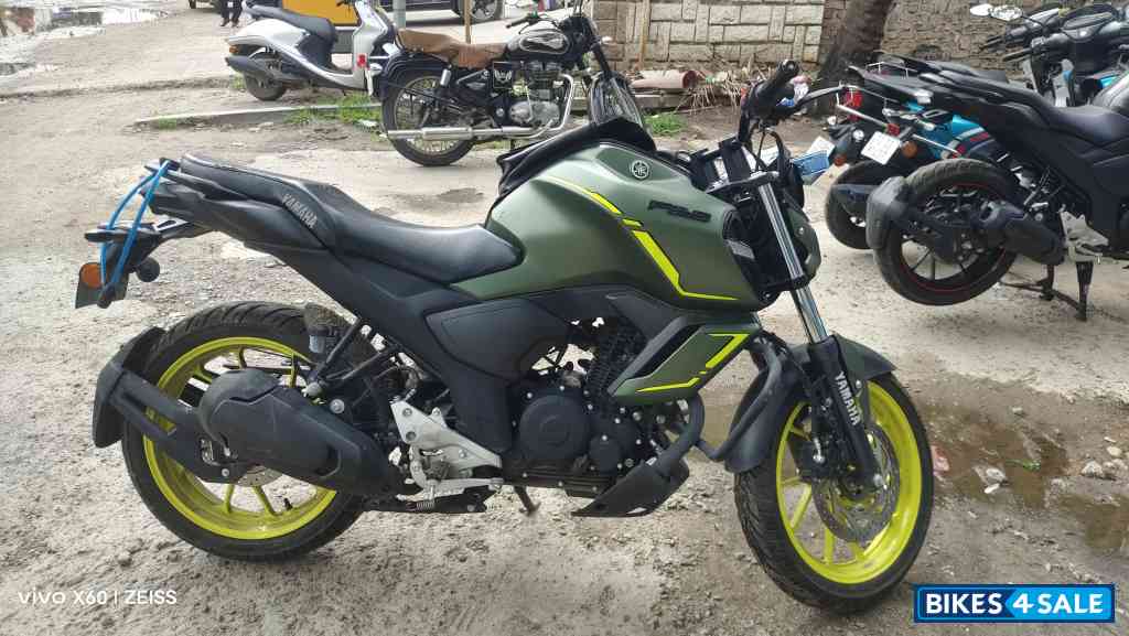 Yamaha FZ-S