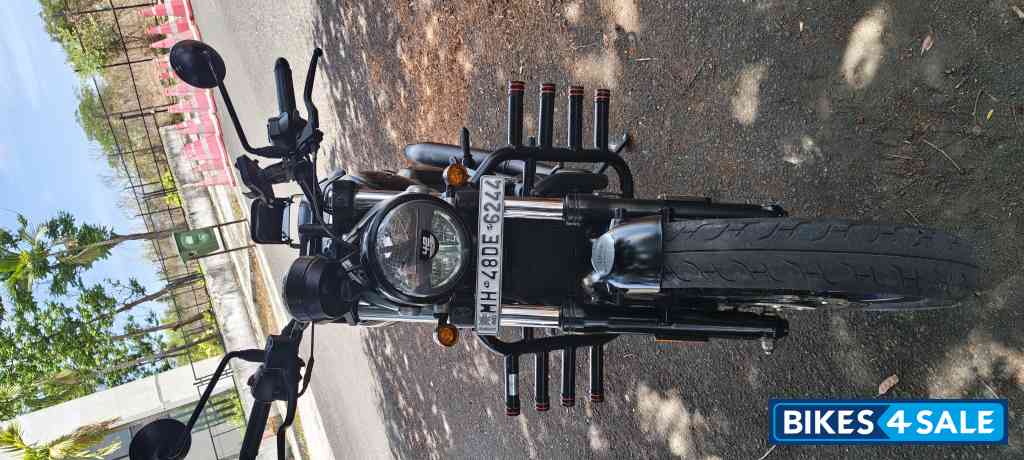 Black Jawa 42 FJ Black Jawa 42 FJ
