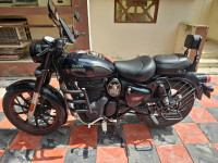 Royal Enfield Classic Stealth Black 2023 Model