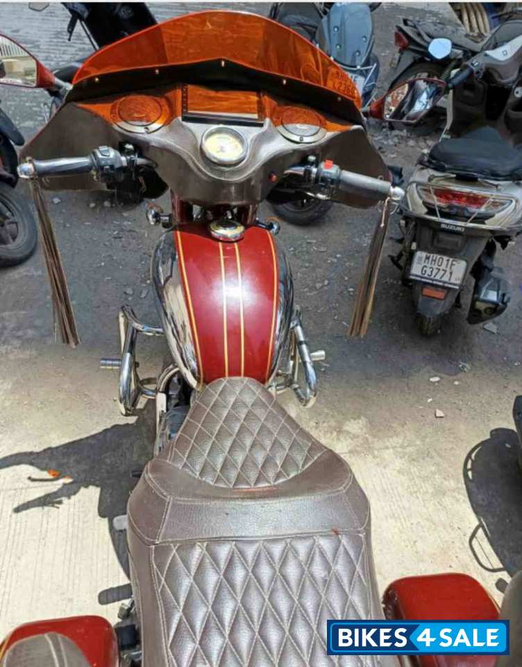 Maroon Jawa Jawa BS6 Maroon Jawa Jawa BS6