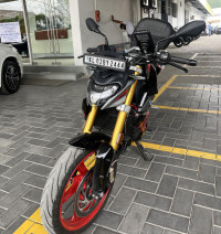 BMW G 310 R