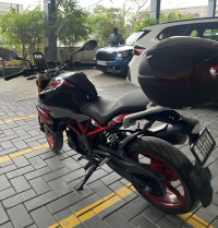 BMW G 310 R
