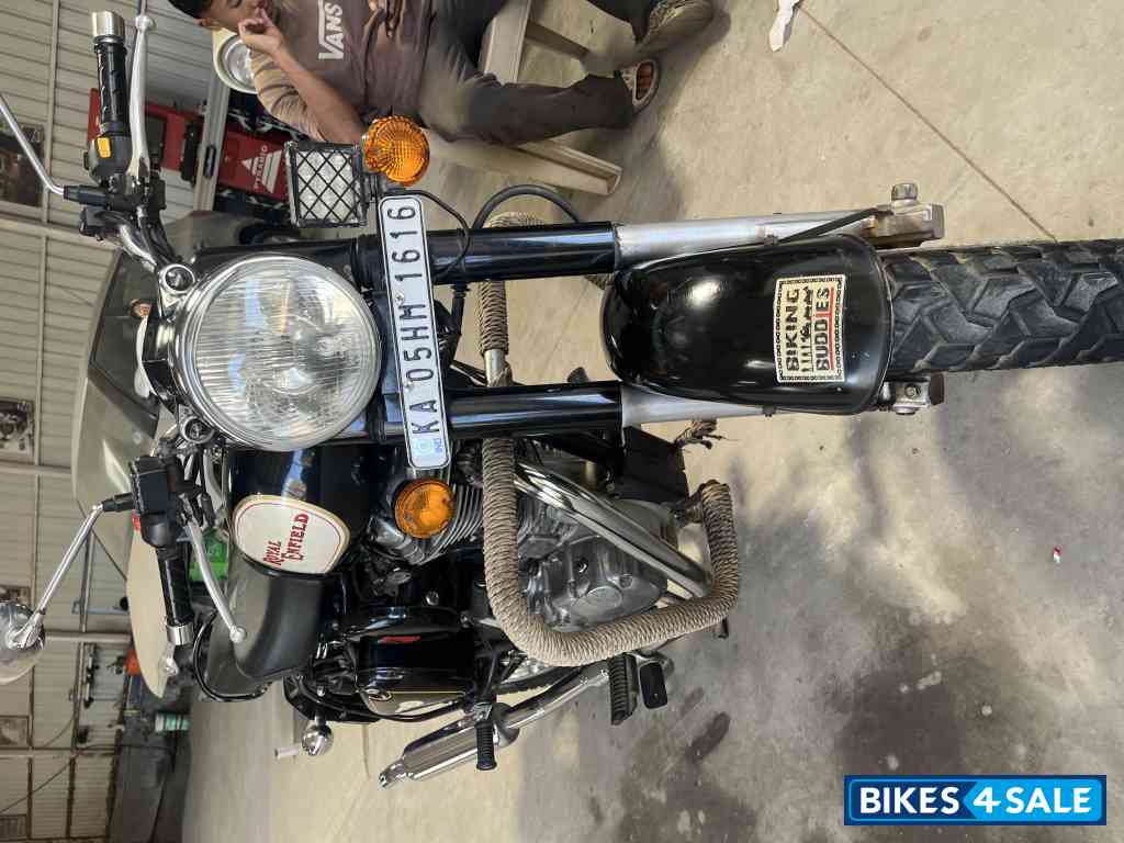 Royal Enfield Classic 500