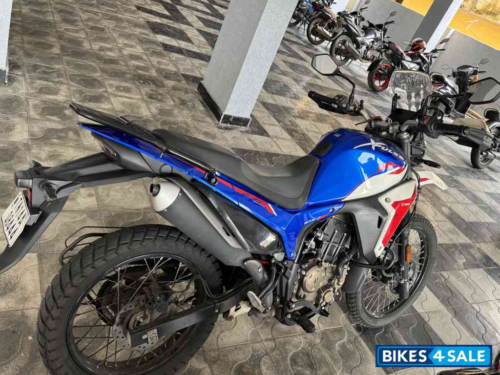 Azure Blue Hero XPulse 210