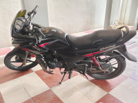 Red And Black Hero Karizma R