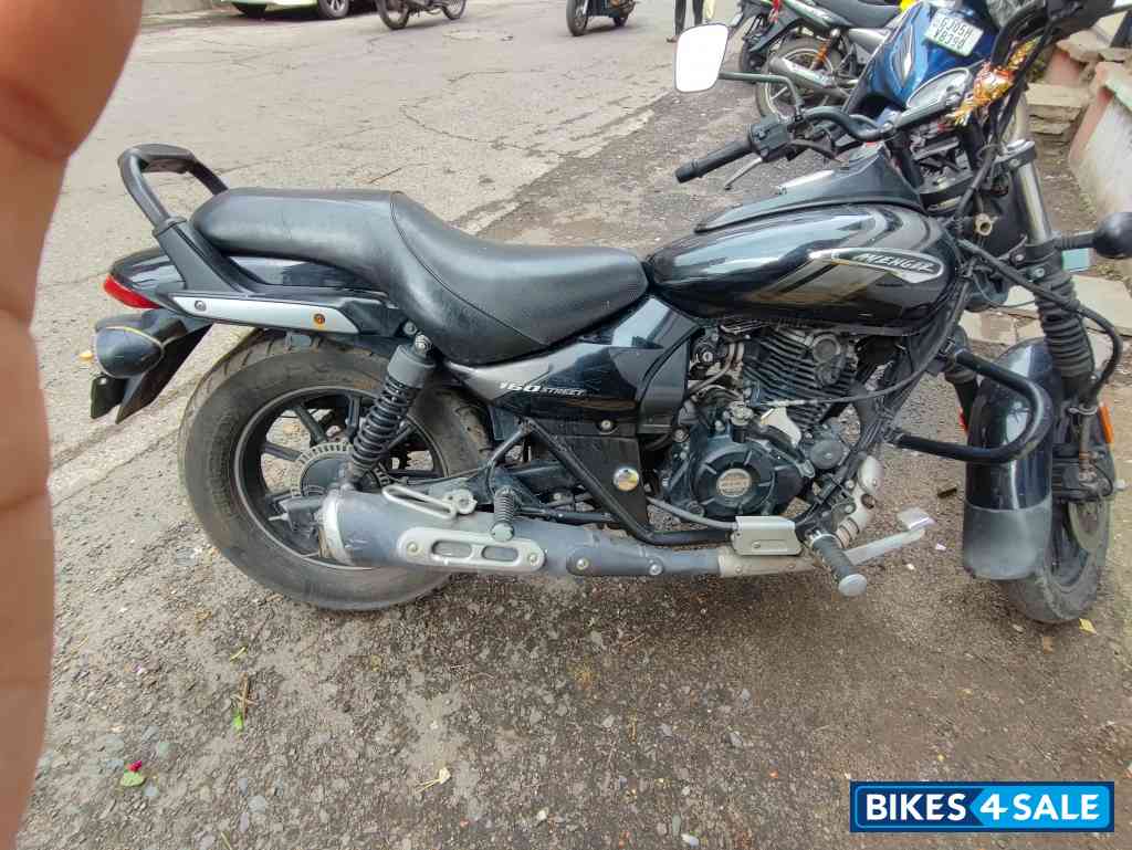 Bajaj Avenger Street 160