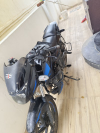 Black And Blue Bajaj Pulsar 150 Twin Disc BS6