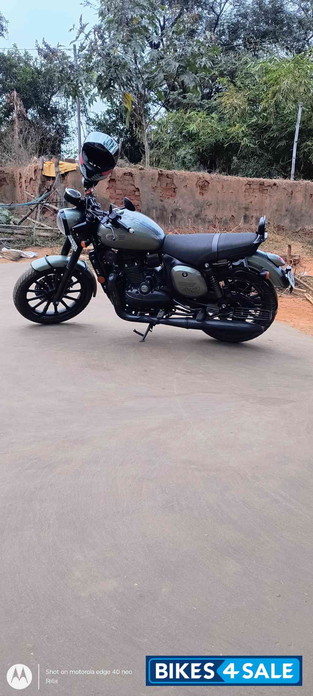 Jawa 42 Dual Channel ABS Cosmic Carbon