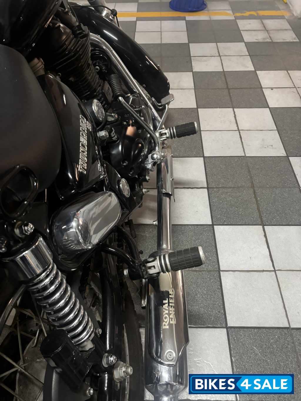 Royal Enfield Thunderbird 350 Royal Enfield Thunderbird 350