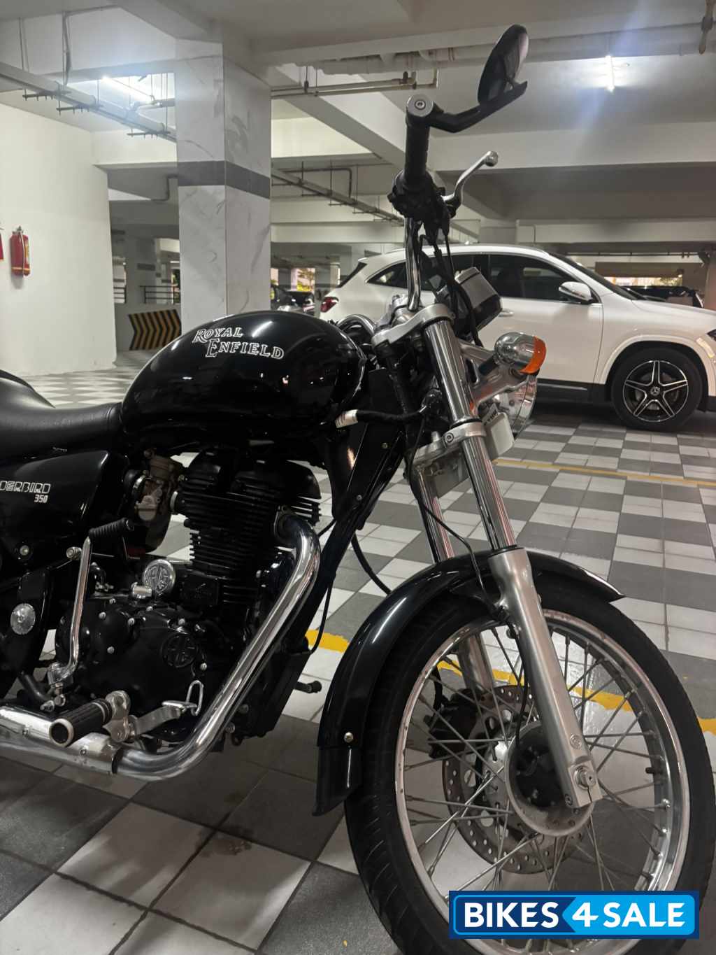 Royal Enfield Thunderbird 350 Royal Enfield Thunderbird 350