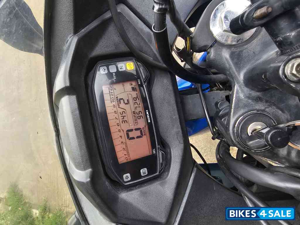 Blue Suzuki Gixxer SF Blue Suzuki Gixxer SF