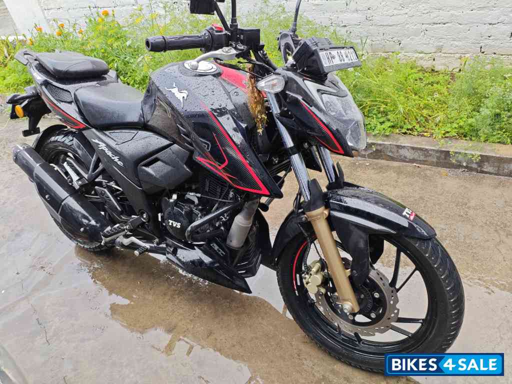 Black TVS Apache RTR 200 4V ABS