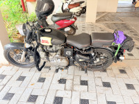 Black Royal Enfield Classic 350
