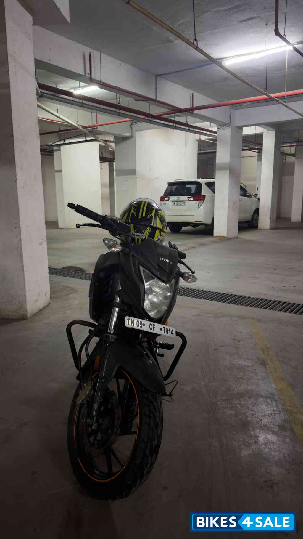 Ma Grey Honda CB Hornet 160R