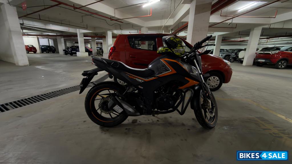 Ma Grey Honda CB Hornet 160R