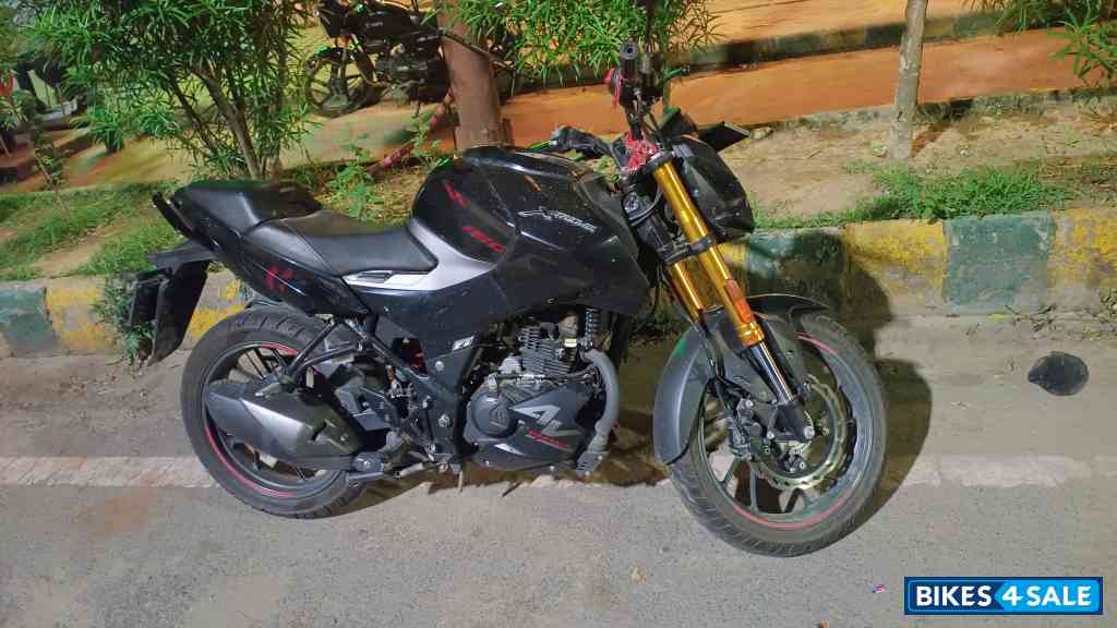 Hero Xtreme 160R 4V Connected 2.0