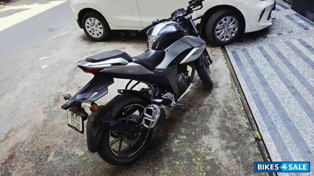 Suzuki Gixxer 250