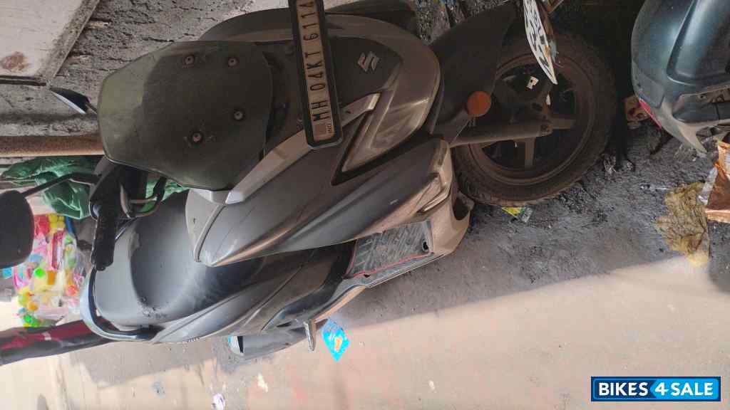 Suzuki Burgman Street