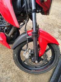 Red TVS Apache RTR 160 4V