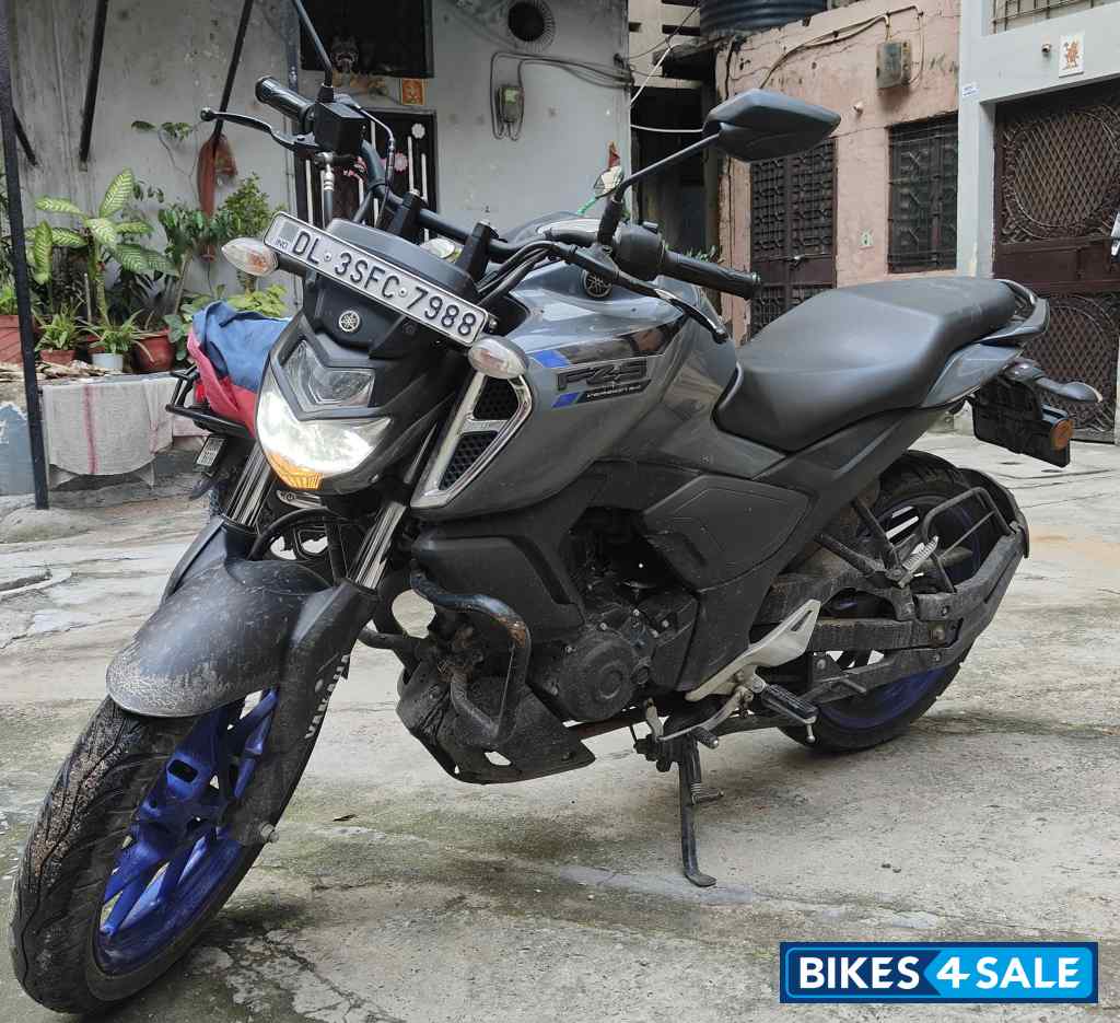 Grey Blue Yamaha FZ-S FI V3