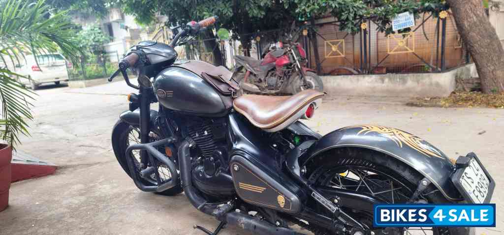 Charcole Grey Jawa Perak BS6