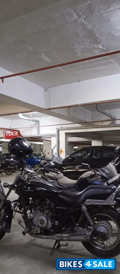 Bajaj Avenger 220 DTS-i Bajaj Avenger 220 DTS-i