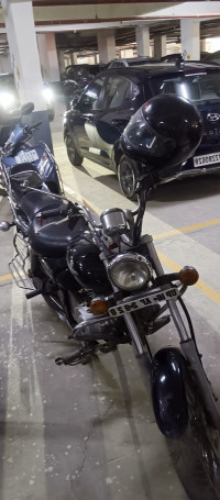 Bajaj Avenger 220 DTS-i