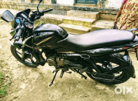 Ebony Black Bajaj Pulsar 135LS