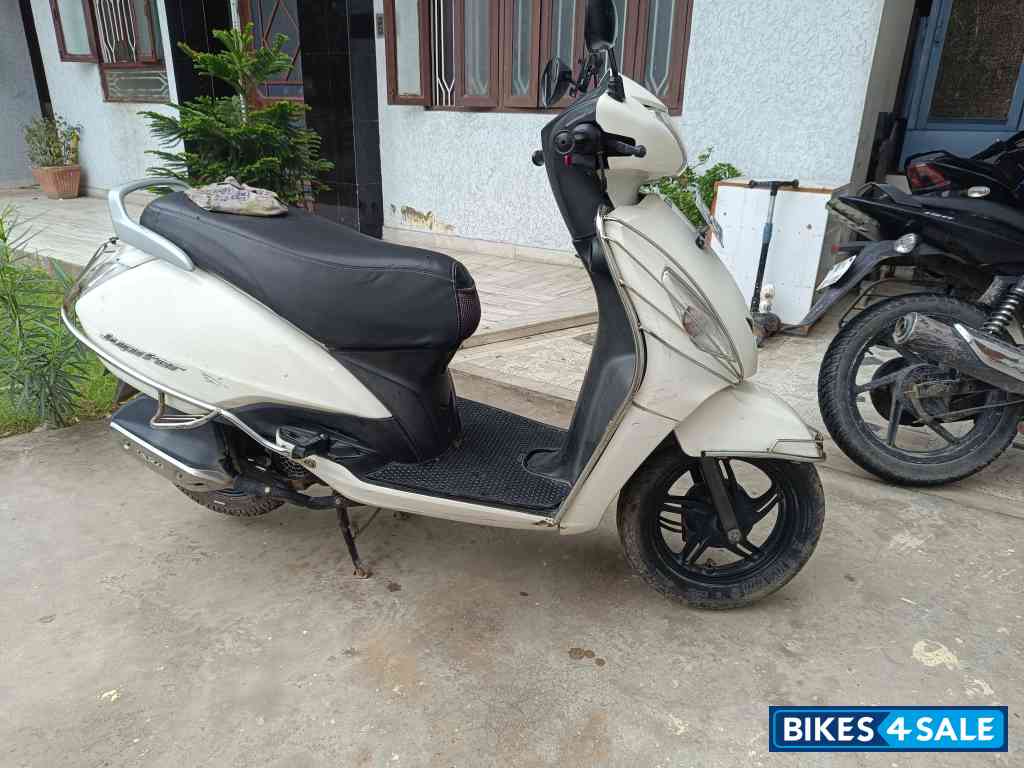 TVS Jupiter 125