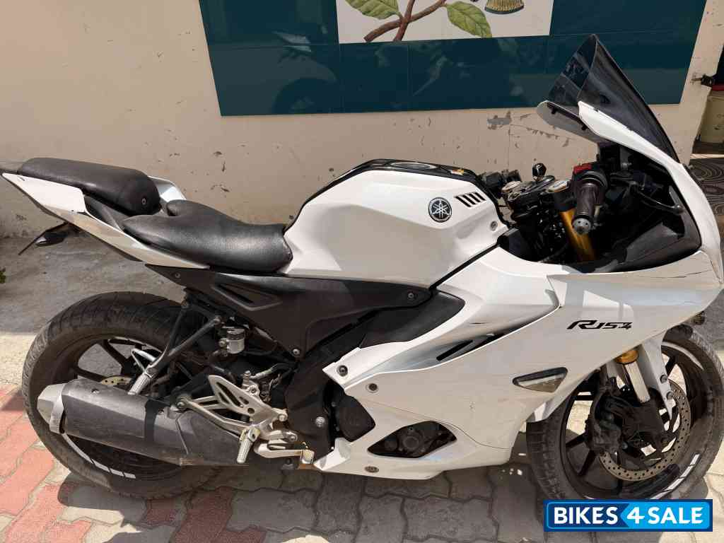Yamaha R15 V4 Yamaha R15 V4