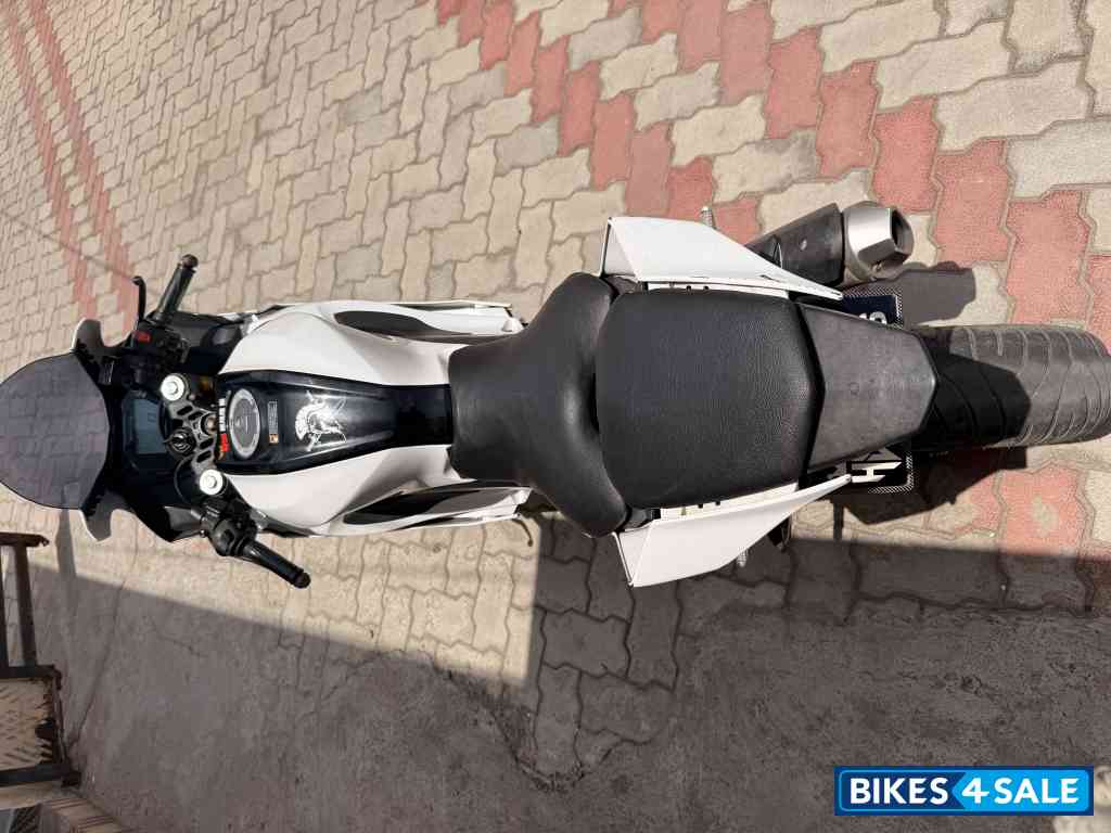 Yamaha R15 V4 Yamaha R15 V4