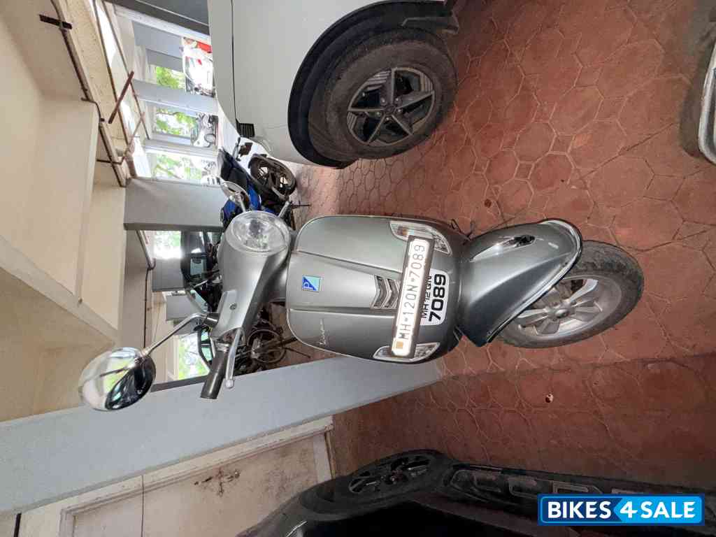 Vespa VX 125