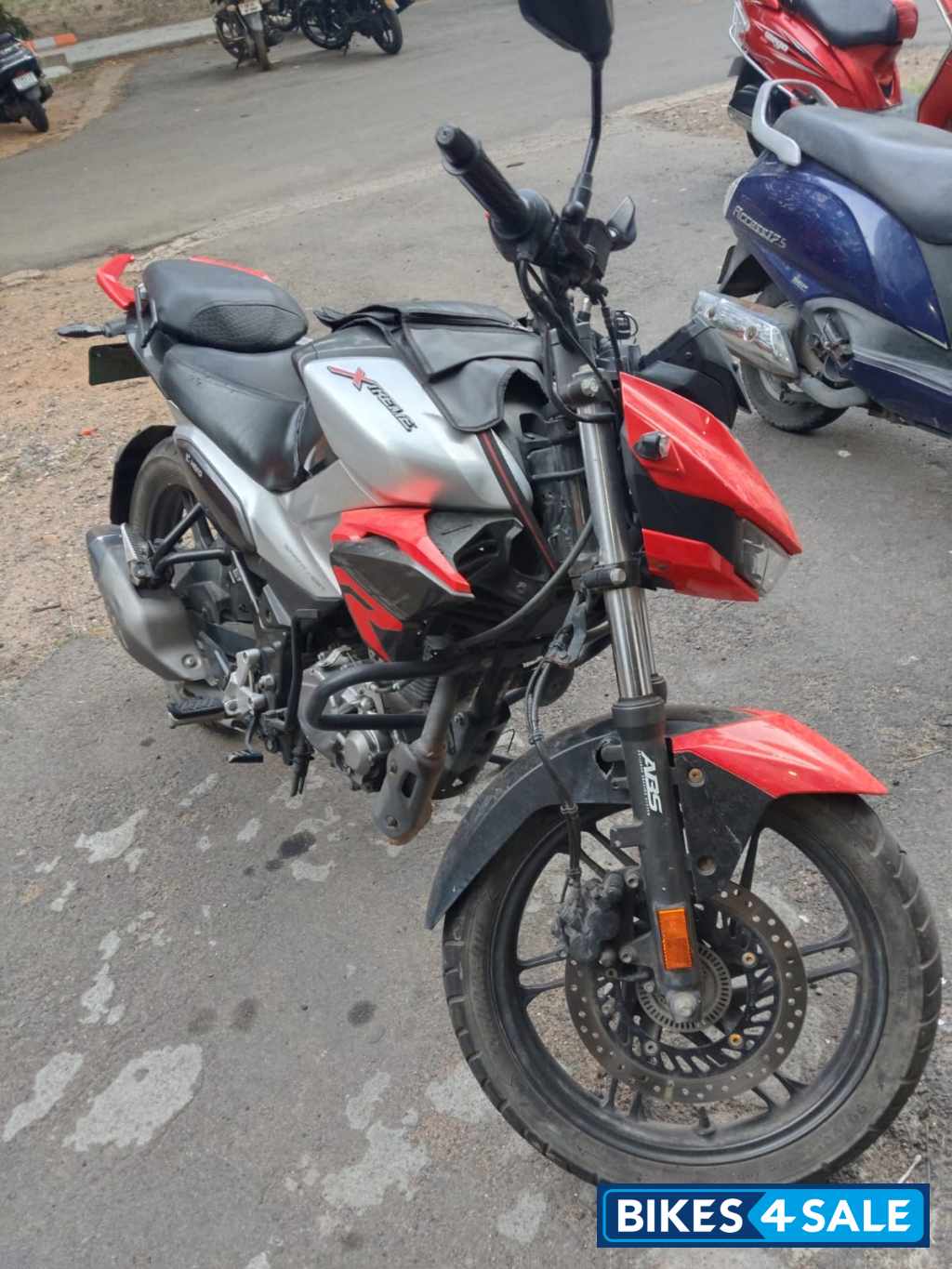 Hero Xtreme 125R Single Seat Hero Xtreme 125R Single Seat