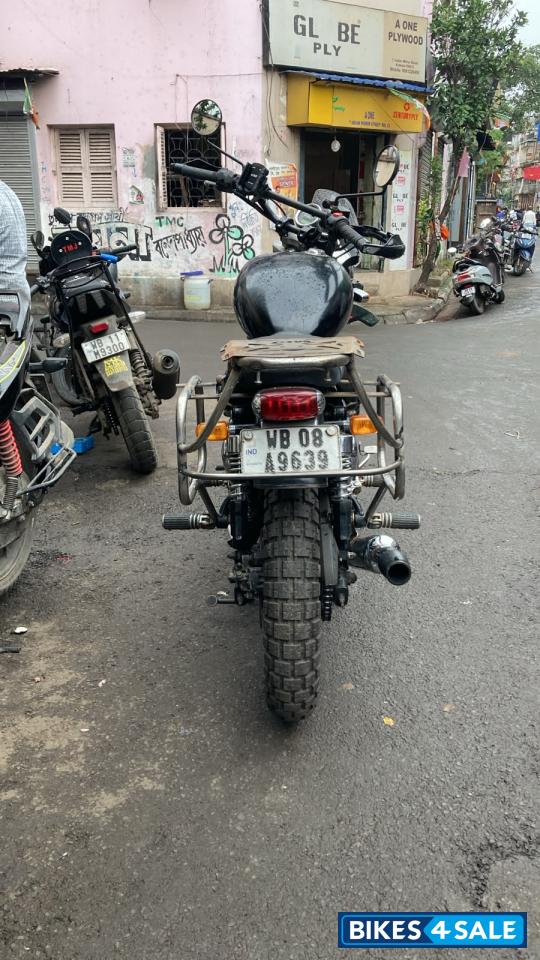 Black Royal Enfield Thunderbird 500 Black Royal Enfield Thunderbird 500