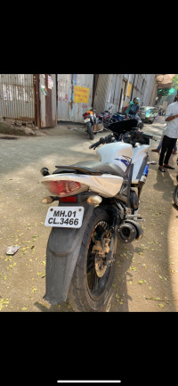 Wht Blue Yamaha YZF R15