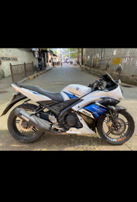 Wht Blue Yamaha YZF R15