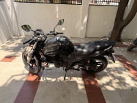 Black Yamaha FZ16