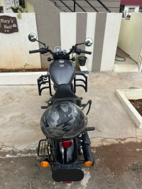 Royal Enfield Meteor 350 Fireball
