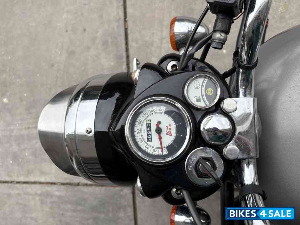 Royal Enfield Classic Gunmetal Grey Royal Enfield Classic Gunmetal Grey