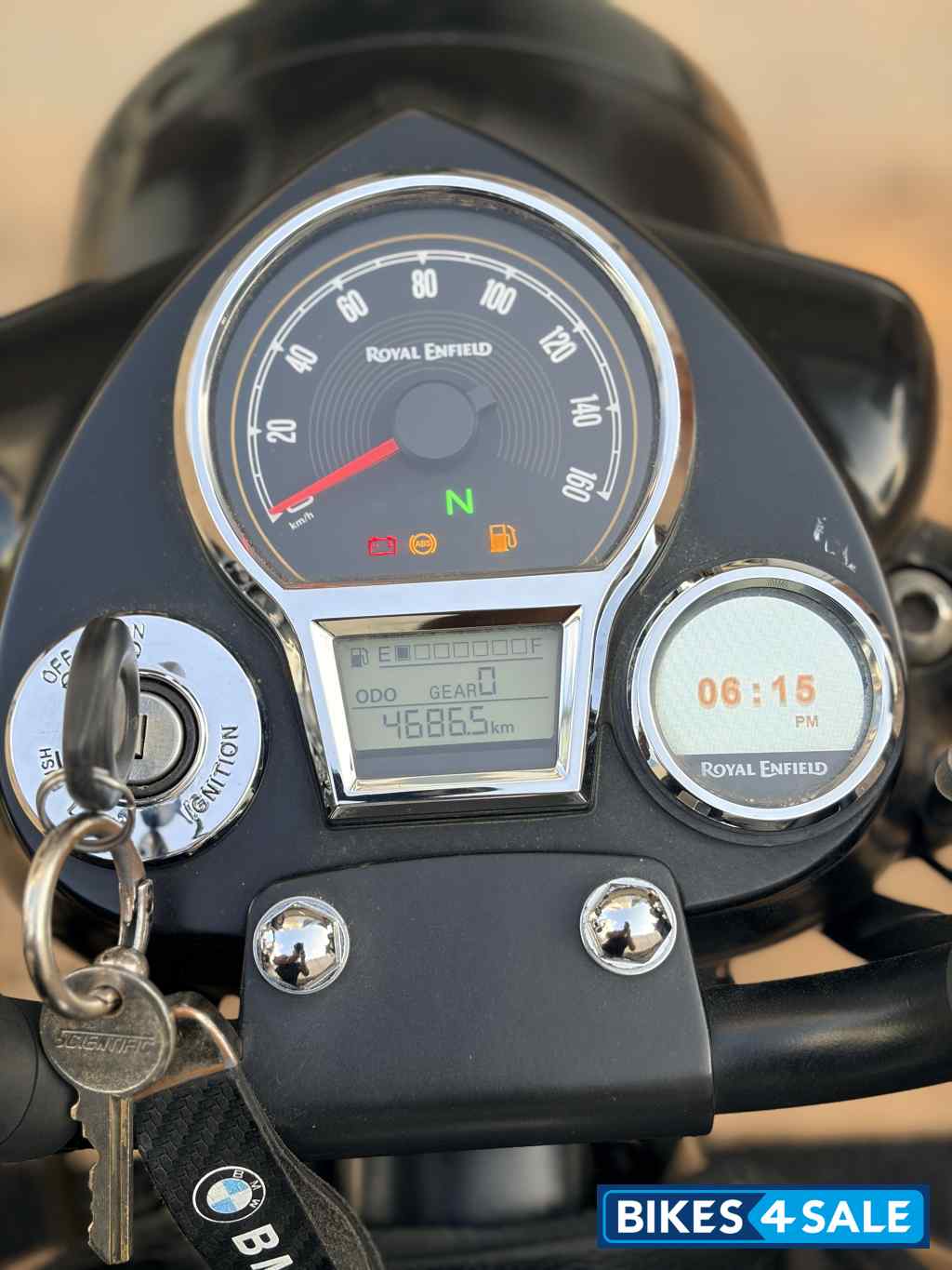 Royal Enfield Classic Stealth Black