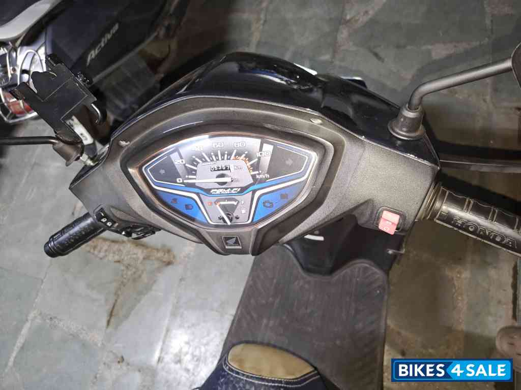 Pearl Siren Blue-a Honda Activa 6G H-smart Pearl Siren Blue-a Honda Activa 6G H-smart