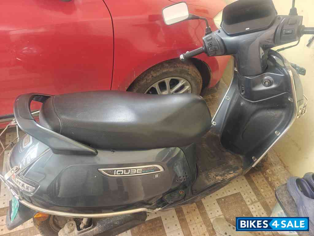 TVS iQube S