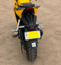 Yellow Hero Karizma XMR