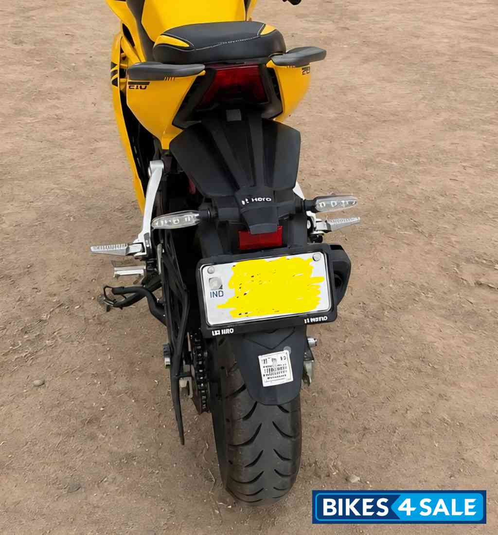 Yellow Hero Karizma XMR Yellow Hero Karizma XMR