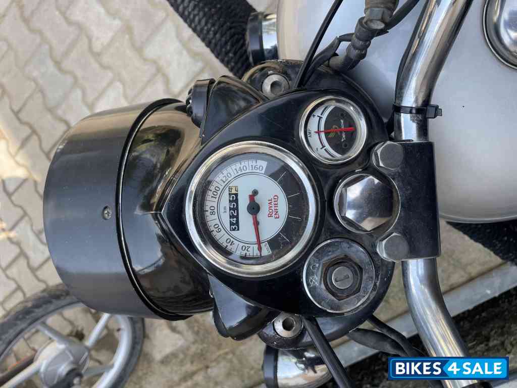 Royal Enfield Classic 350