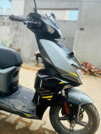 Hero Xoom Combat Edition 2025 Model