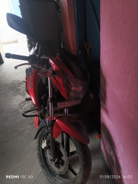 Red TVS Apache RTR 160
